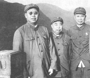 邱會作和吳法憲、李作鵬在長城