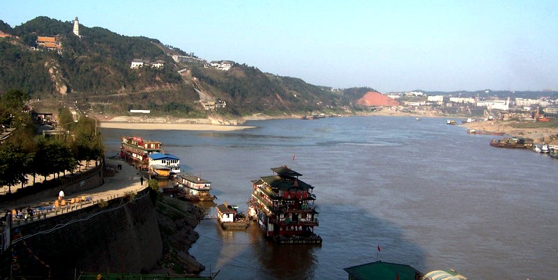 宜賓市三江口(左岷江下金沙江上長江) 宜賓市三江口(左岷江下金沙江上長江)