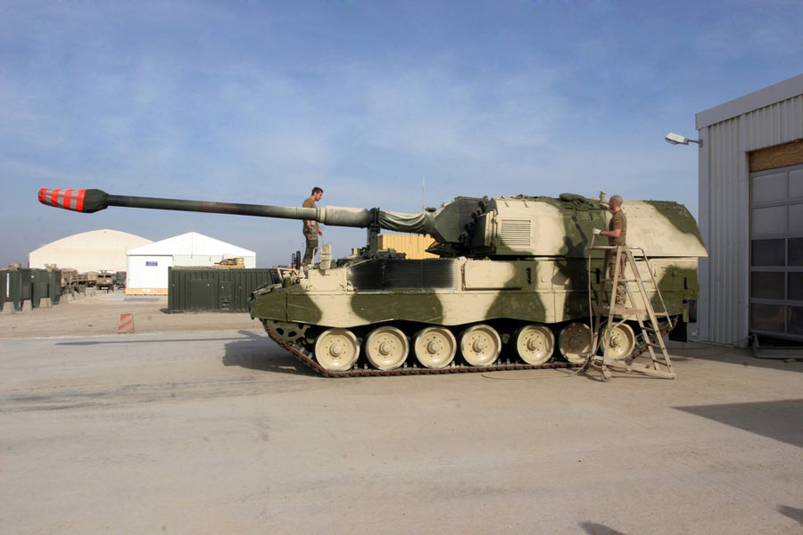 荷蘭裝備的pzh-2000榴彈炮 荷蘭裝備的pzh-2000榴彈炮