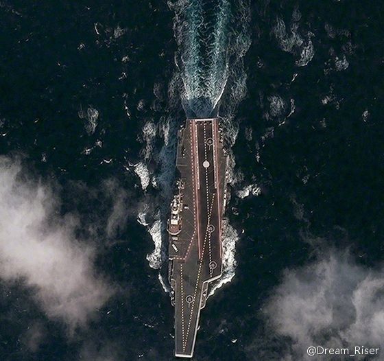 航拍遼寧艦 航拍遼寧艦