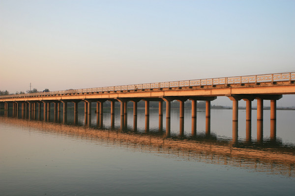 固始城東—— 史河“七一大橋” 固始城東—— 史河“七一大橋”