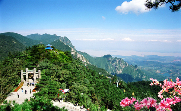 廬山(中華十大名山之一)