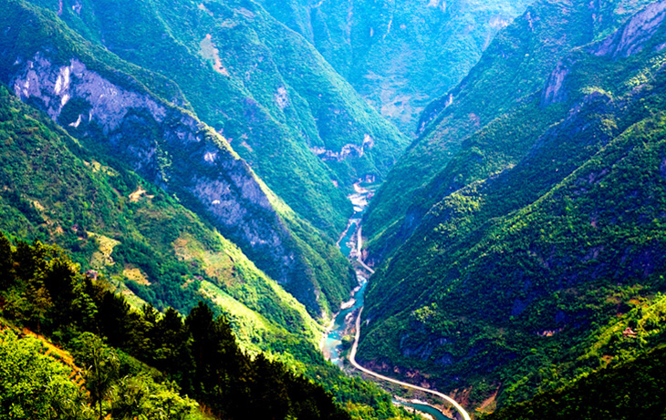 巴山大峽谷(百里峽（四川省宣漢縣風景區）)