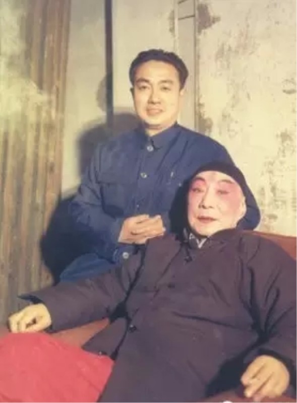 蔡正仁與恩師俞振飛 蔡正仁與恩師俞振飛