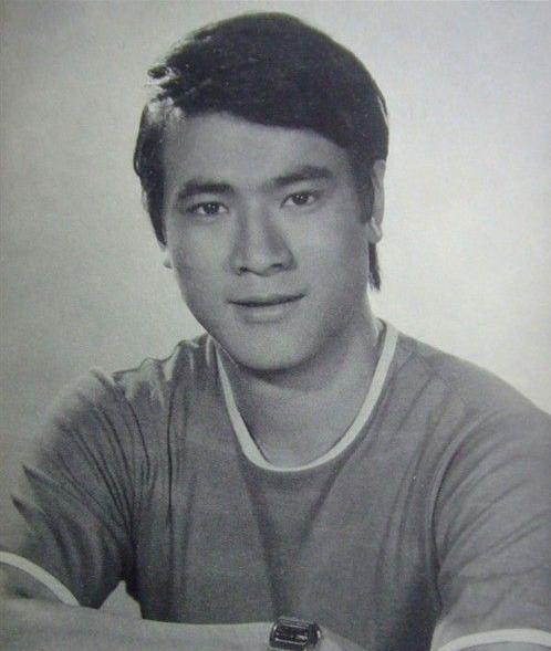 青年時期的李修賢 青年時期的李修賢