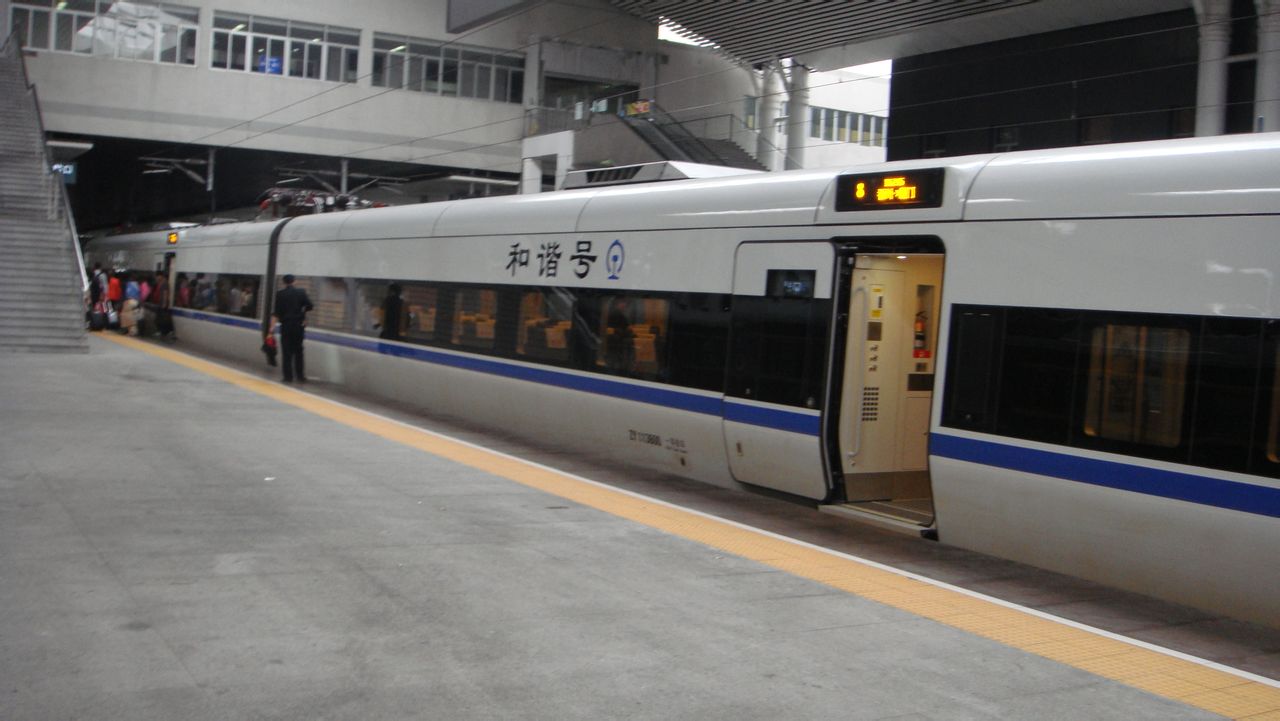 福州站,南昌鐵路局crh1a動車組 福州站,南昌鐵路局crh1a動車組