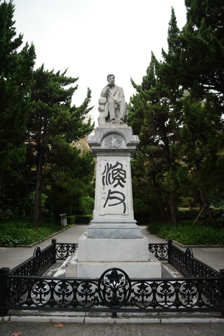 宋教仁塑像 宋教仁塑像