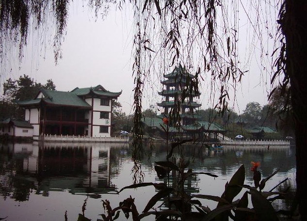 桂湖公園 桂湖公園