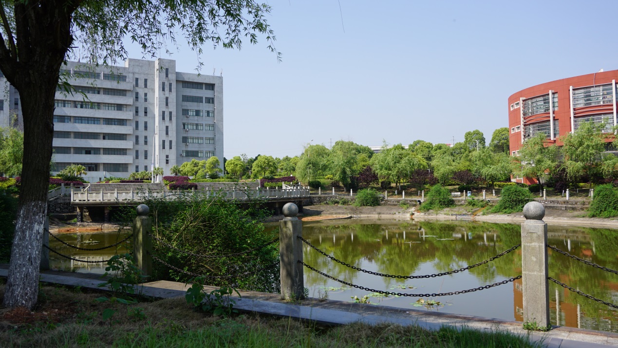 江西工業貿易職業技術學院 江西工業貿易職業技術學院