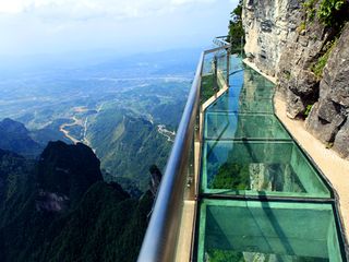 天門山玻璃棧道 天門山玻璃棧道