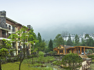 峨眉半山七里坪實景圖 峨眉半山七里坪實景圖
