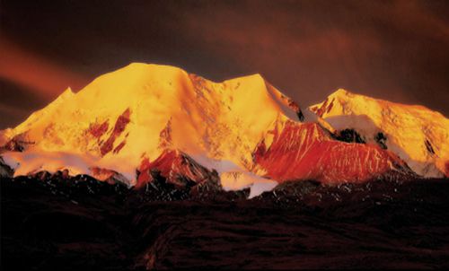 阿尼瑪卿山 阿尼瑪卿山