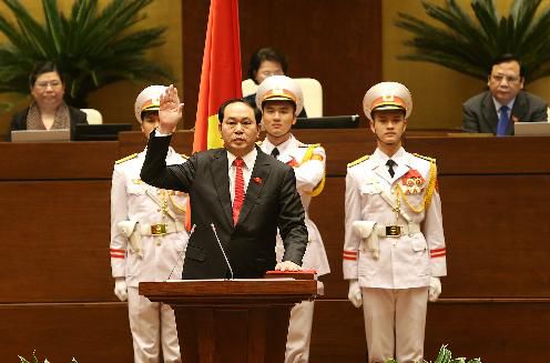 新主席陳大光宣誓就職 新主席陳大光宣誓就職