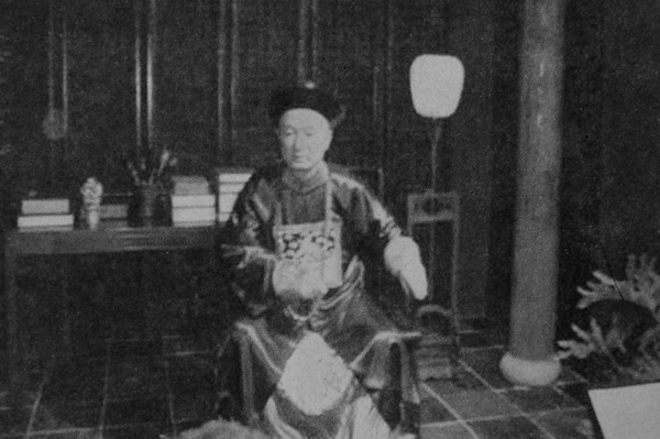 身著官服的盛宣懷 身著官服的盛宣懷