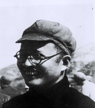 《解放日報》博古 《解放日報》博古