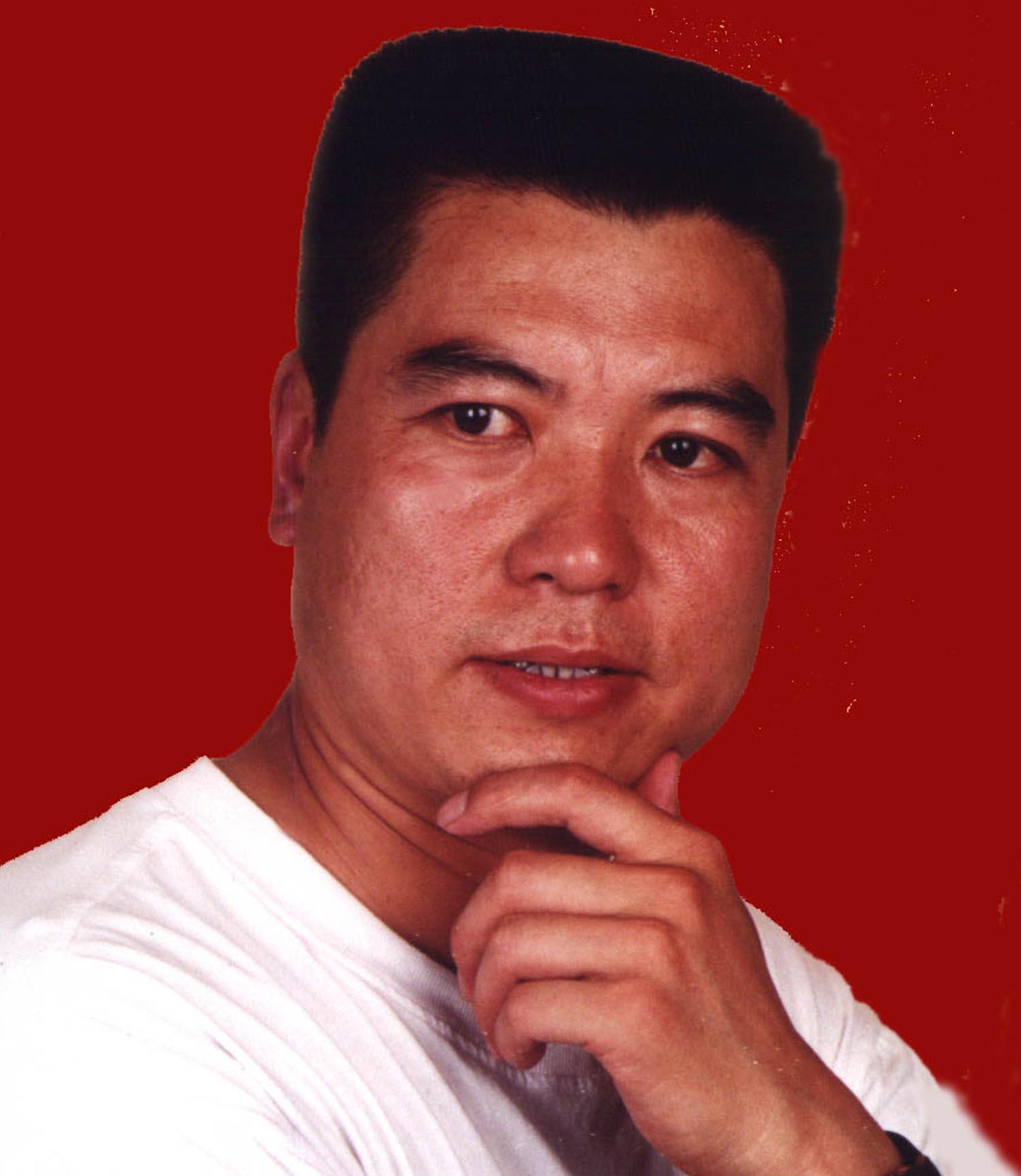 陳魁(大陸男歌手獨立唱作人) 陳魁(大陸男歌手獨立唱作人)