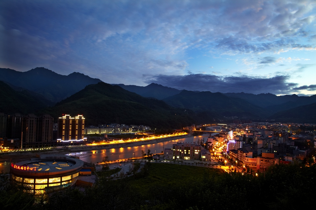平武縣城夜景 平武縣城夜景