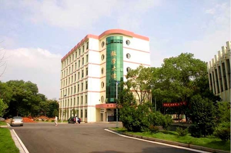 江西青年職業學院校園風景 江西青年職業學院校園風景