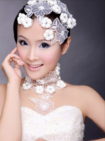 嫵媚白皙的新娘妝 嫵媚白皙的新娘妝