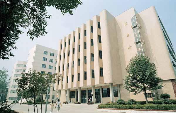 贛南醫學院 贛南醫學院