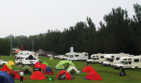 黃荊老林汽車露營基地 黃荊老林汽車露營基地