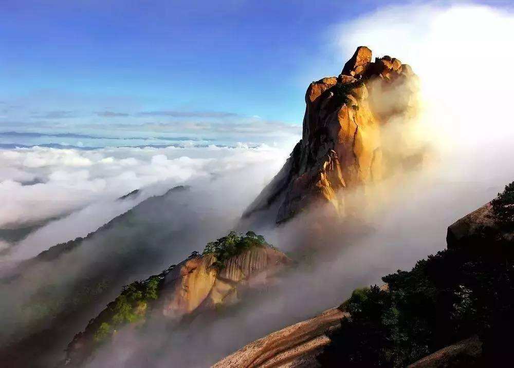 大別山主峰景區