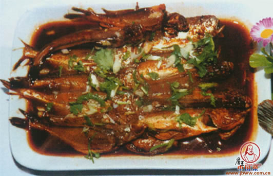 黃燜魚 黃燜魚