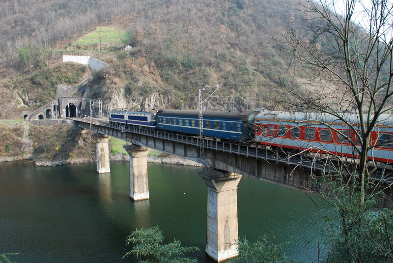 襄渝鐵路紫陽6號橋 襄渝鐵路紫陽6號橋