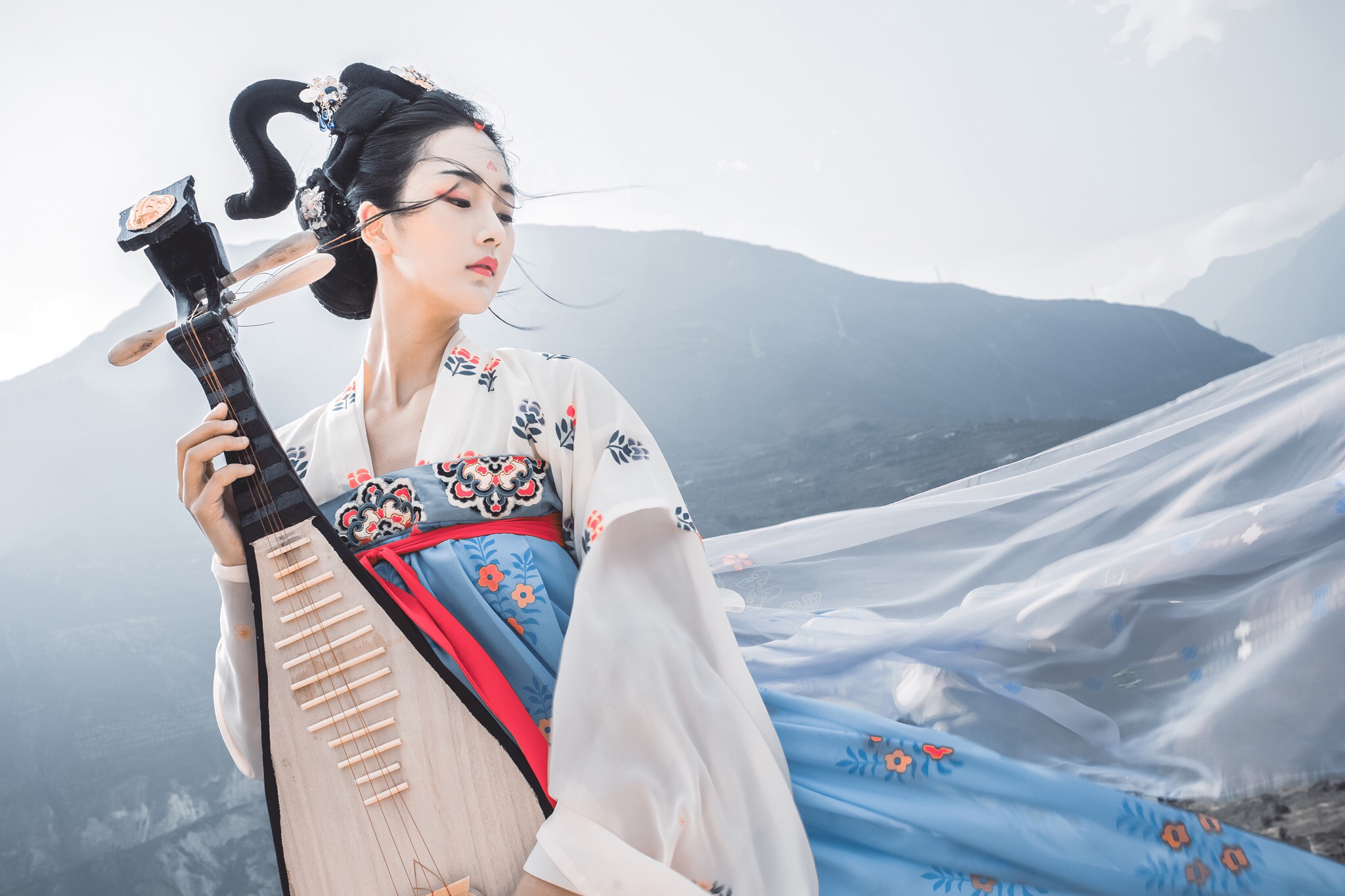 中華文化—漢服 琵琶 中華文化—漢服 琵琶