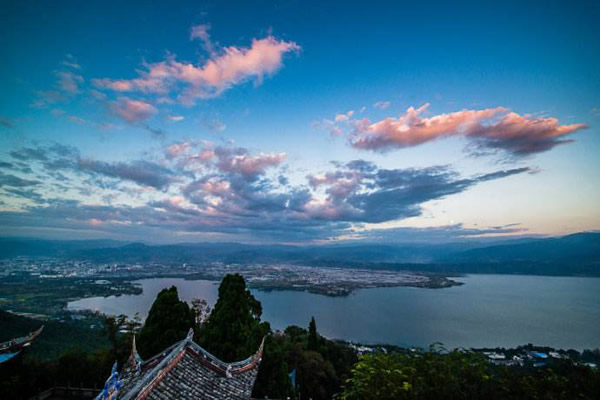 邛海瀘山