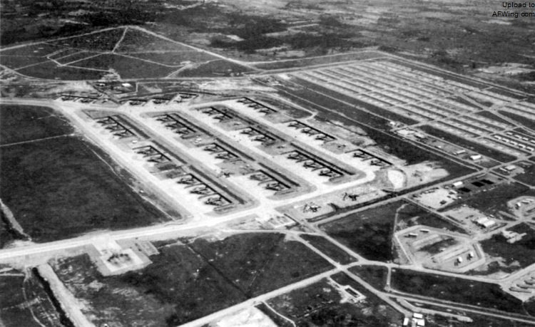 烏塔堡空軍基地的 b-52 機群 烏塔堡空軍基地的 b-52 機群