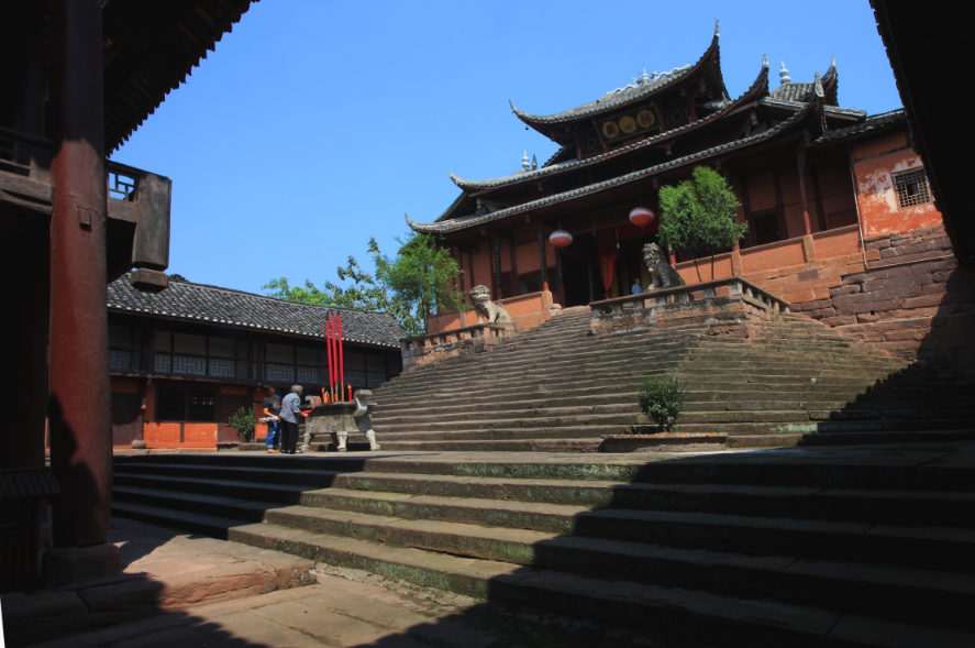 始建於明萬曆年間的東嶽廟(慈雲寺) 始建於明萬曆年間的東嶽廟(慈雲寺)