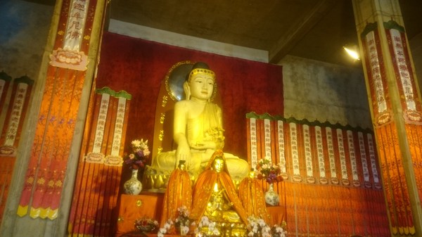 牟尼殿 牟尼殿