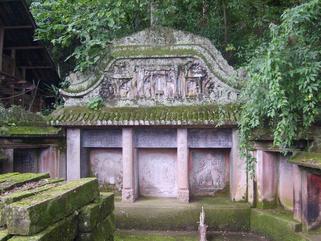 煙霞山-古墓群 煙霞山-古墓群