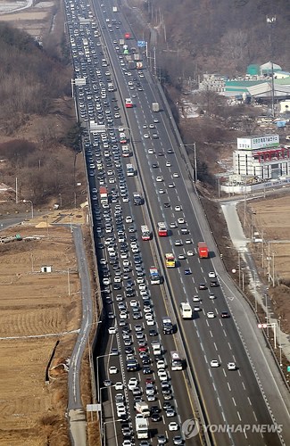 極其繁忙的昌九高速公路 極其繁忙的昌九高速公路