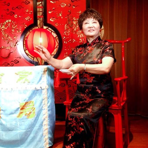 南京白局省級代表性傳承人:徐春華 南京白局省級代表性傳承人:徐春華