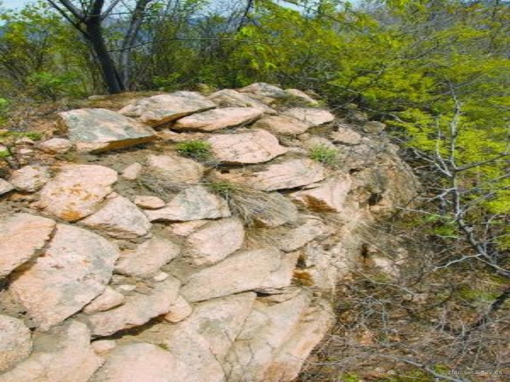 局部古長城遺址 局部古長城遺址