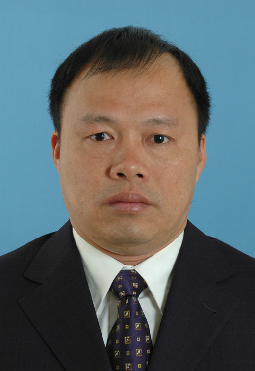 曾培新(廣東省信宜市委常委、宣傳部部長)