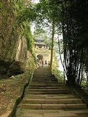 通向合川釣魚城城門的石梯小道 通向合川釣魚城城門的石梯小道