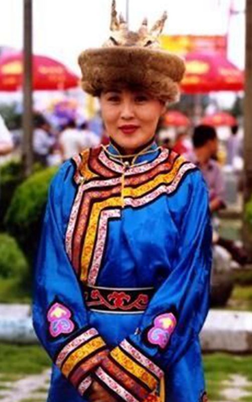 鄂倫春族服飾