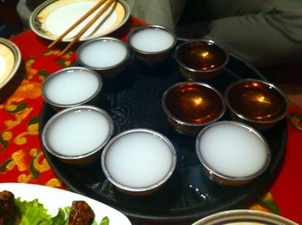 馬奶酒 馬奶酒
