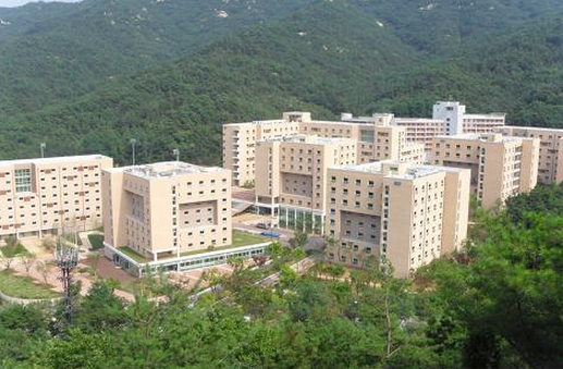 冠岳校區研究生宿舍區 冠岳校區研究生宿舍區