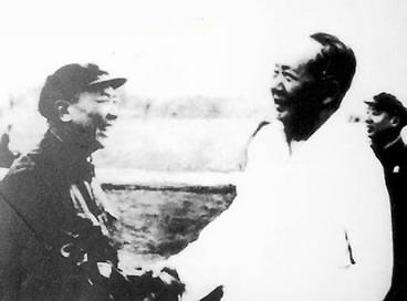 毛澤東在武漢東湖接見曾思玉 毛澤東在武漢東湖接見曾思玉