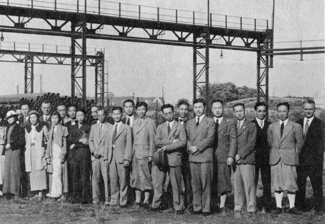 1934年中國學生代表團參觀德國工業設施 1934年中國學生代表團參觀德國工業設施